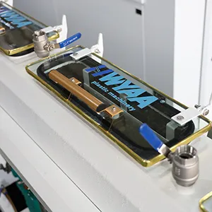 Tanque de dimensionamiento por vacío y tanque de agua de refrigeración